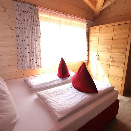 Будинок відпочинку - R